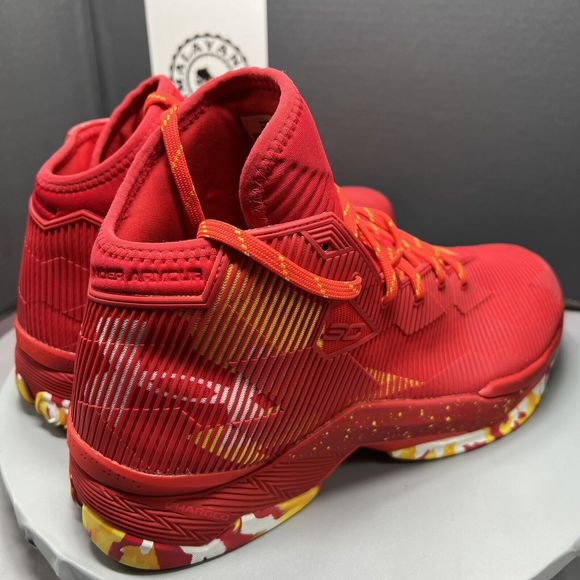UA Curry 2.5 Rocket Red 1274425-602 Red Yellow White Men Size 10.5 Preowned RARE main image 13